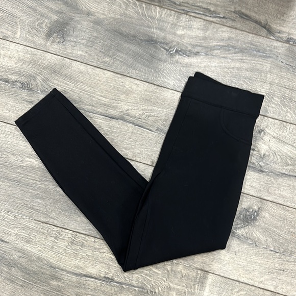 • Spanx • Women’s The Perfect Pant, Ankle 4-Pocket Black Medium Ponte Fabric - Picture 3 of 4